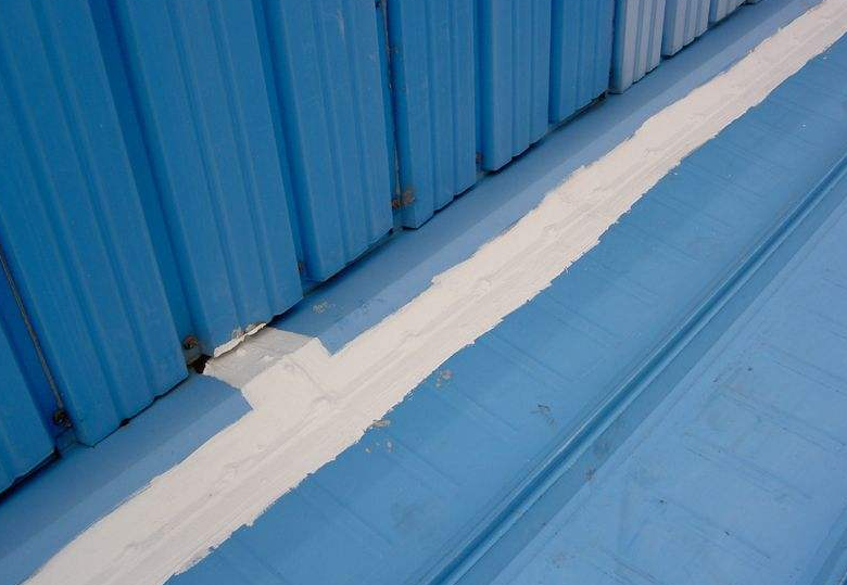 金屬屋面防水涂料特點(diǎn)有哪些?